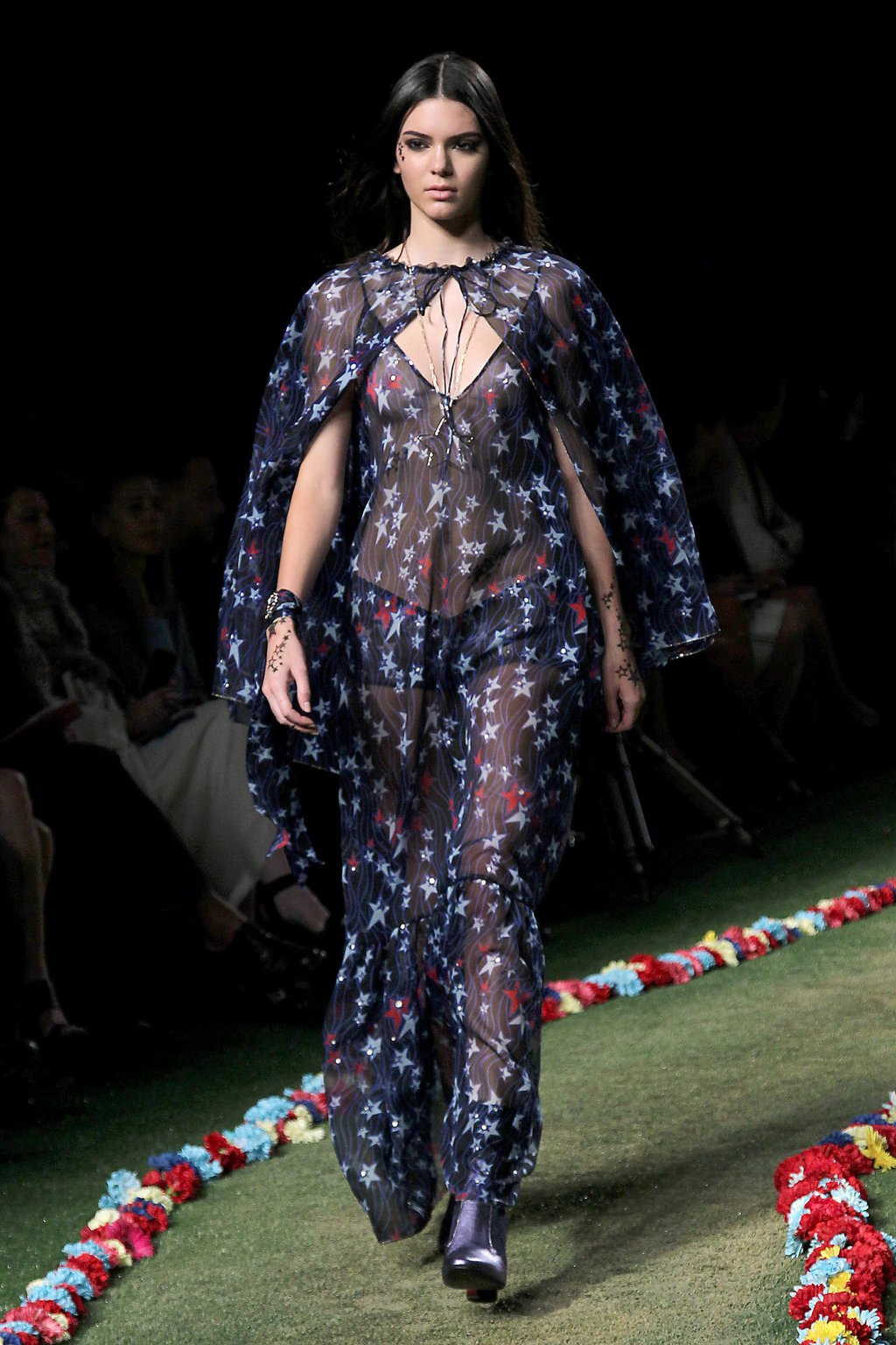 Times Kendall Jenner Proved Shes The Naked Style Queen Her Most
