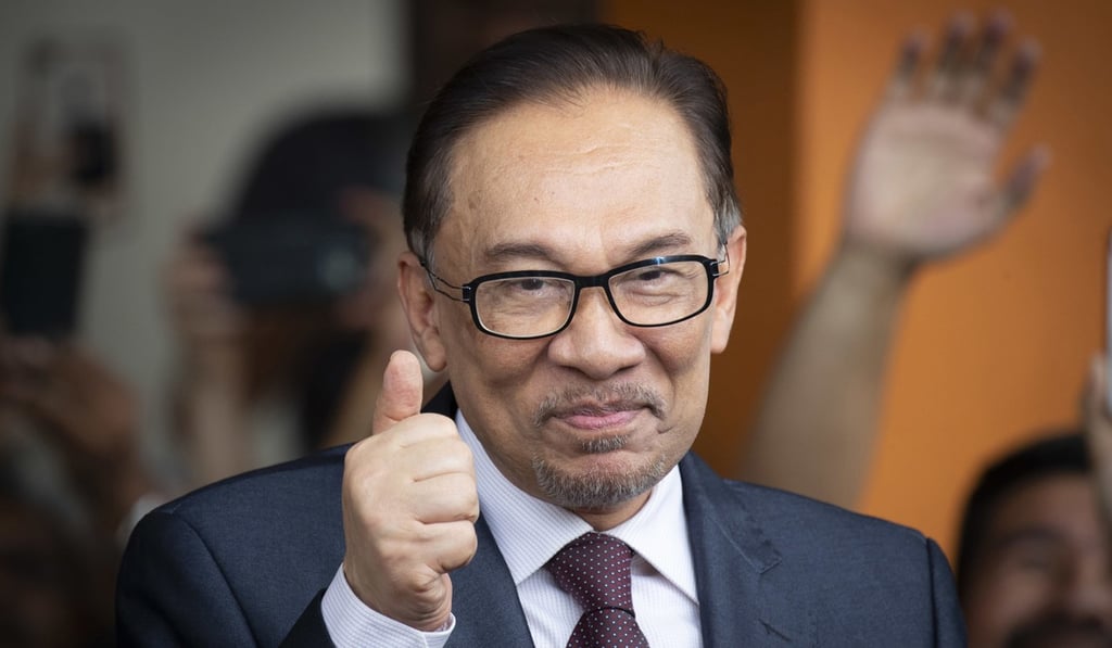Malaysian Minister Implicated In Gay Sex Video Prompting Comparisons With Anwar Ibrahims