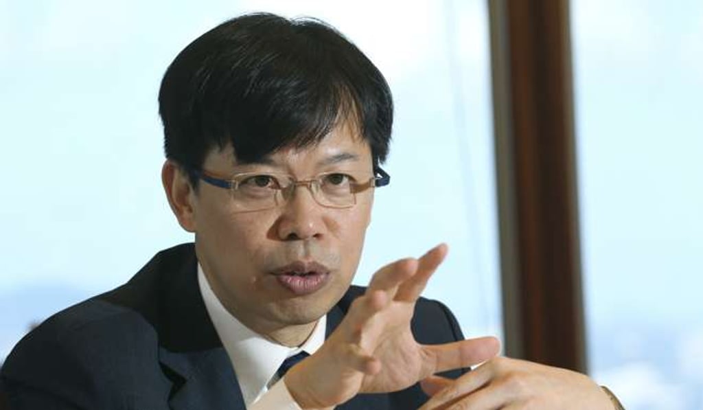 Finance sector legislator Chan Chun-ying asked the government why Hong Kong ranked three spots behind rival Singapore. Photo: David Wong