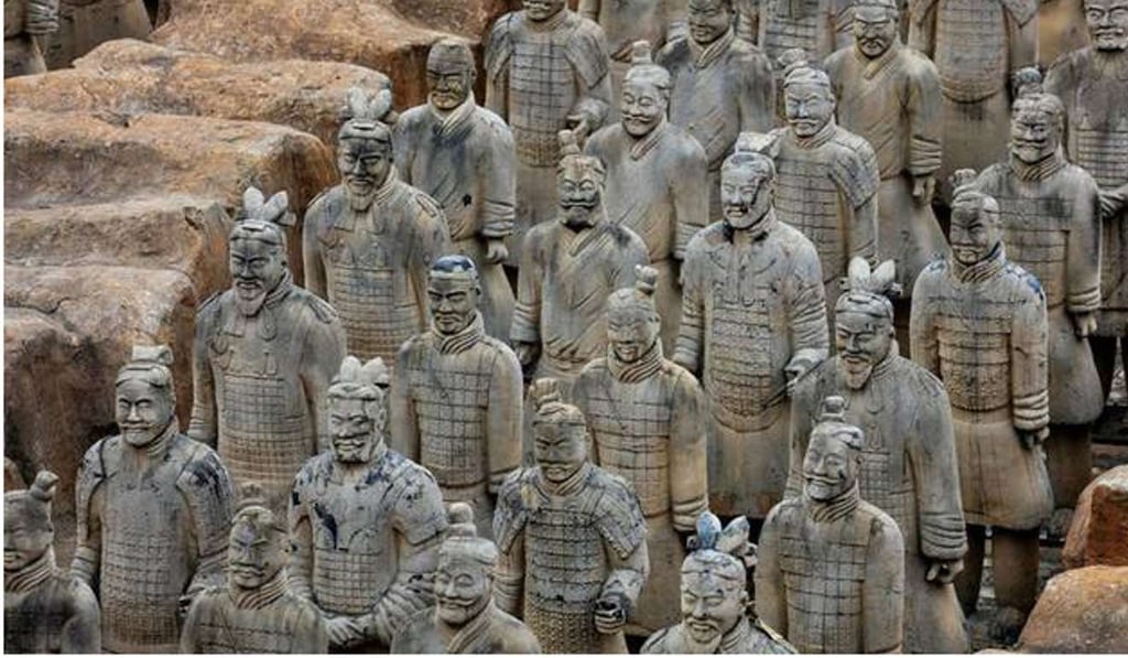 The replica statues are made of concrete. Photo: CCTV.com