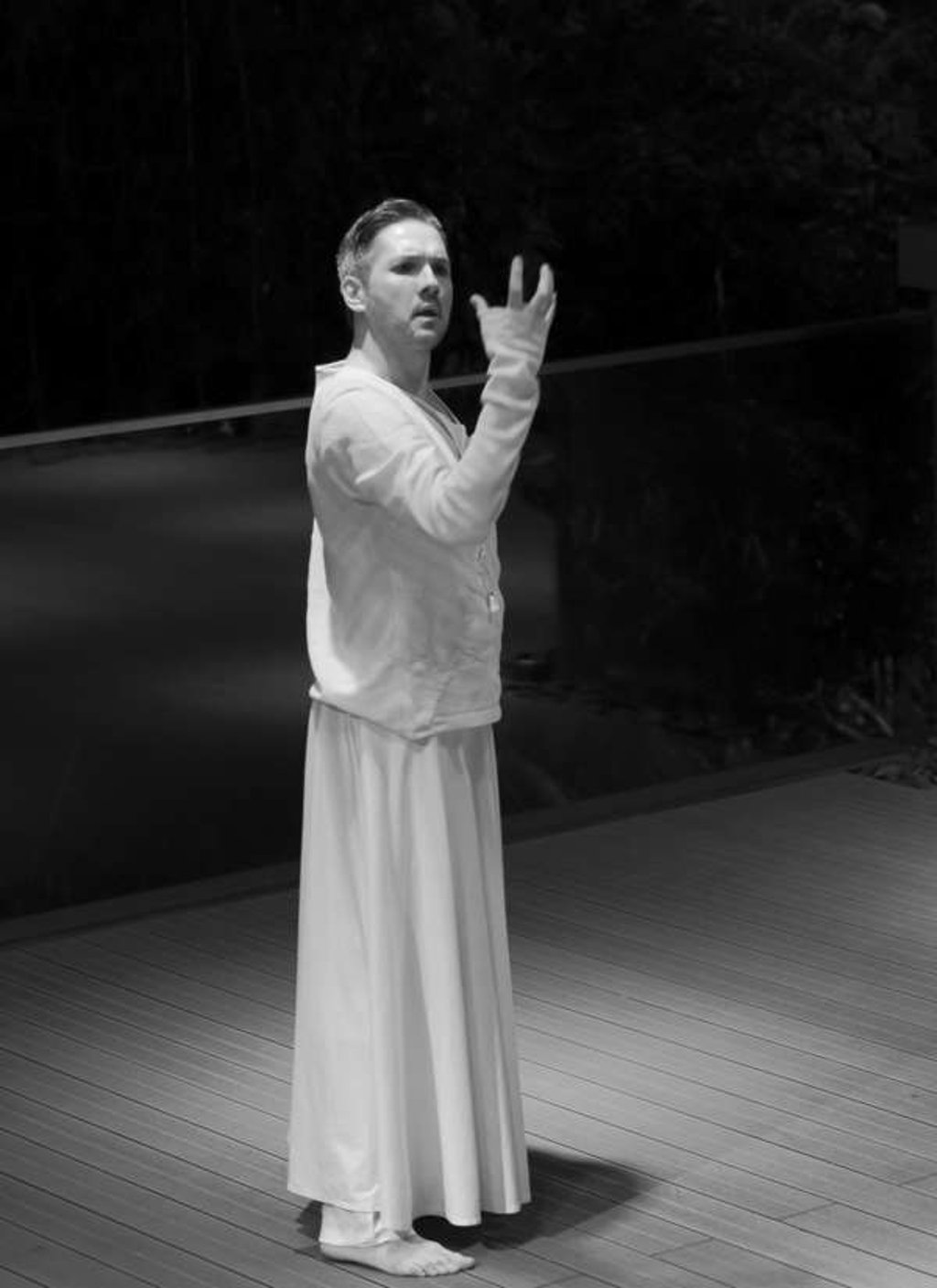 Chuyen performing contemporary dance piece Oneness, in Hong Kong, in 2015.