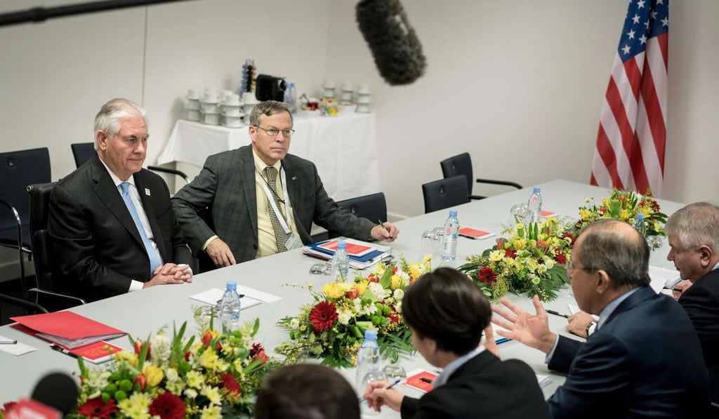 US Secretary of State Rex Tillerson (L) listens to Russian Foreign Minister Sergei Lavrov (2ndR) at the start of a meeting in Bonn, Germany. Photo: AFP