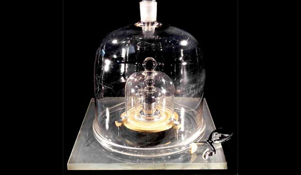 Le Grand K is a little lump of platinum-iridium alloy that was forged in 1879 to provide the world with the definitive measure of a kilogram. Photo: SCMP handout