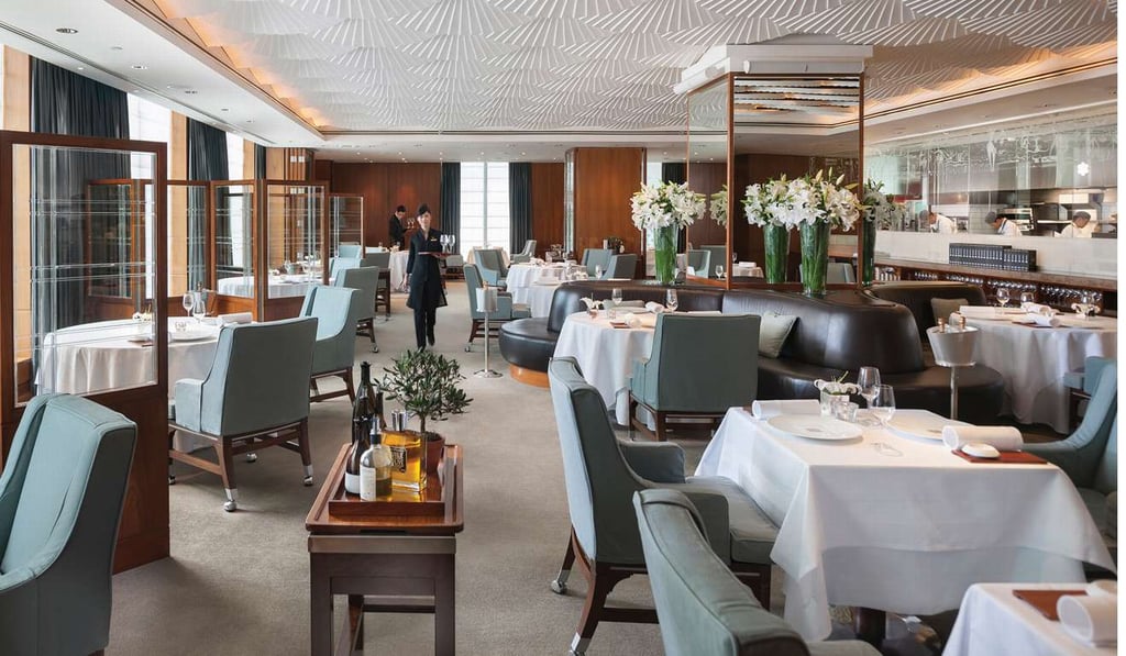 Mandarin Grill + Bar has a minimalist look.