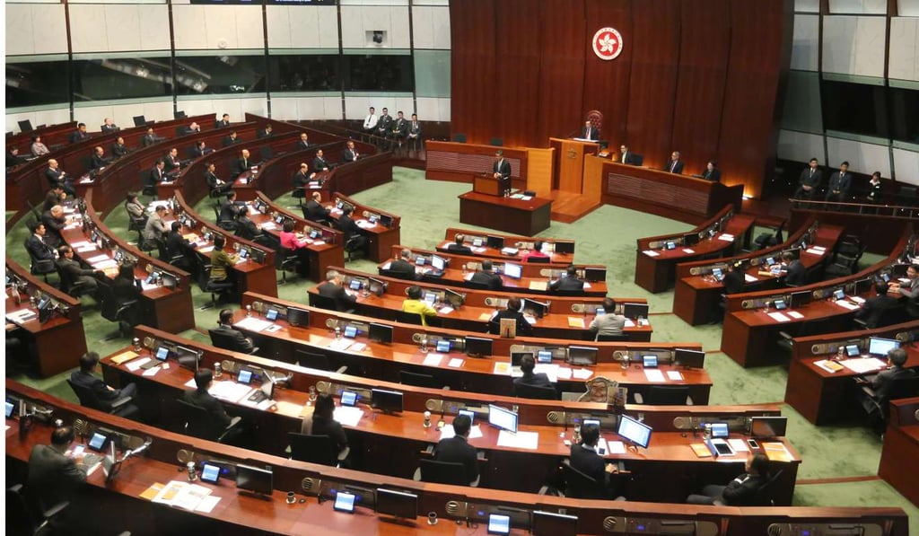 All public institutions, including the Legislative Council and the judiciary, should lay down clear guidelines in their staff code of ethics as to what should be declared, and warn employees about the serious consequences of failing to do so. Photo: Xiaomei Chen