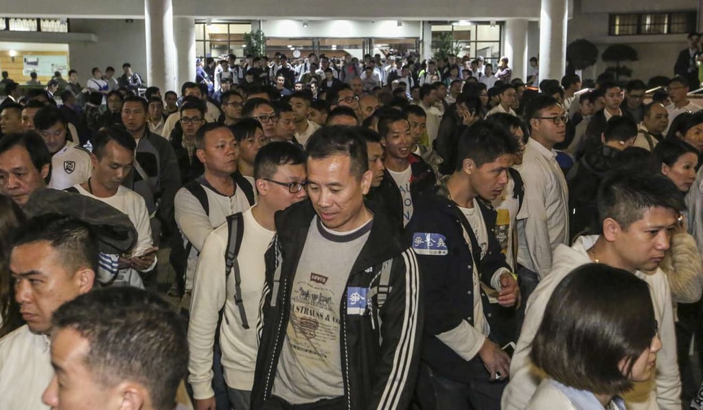 Police hold a rally at the Police Club in Mong Kok to support the seven officers. Photo: Edmond So
