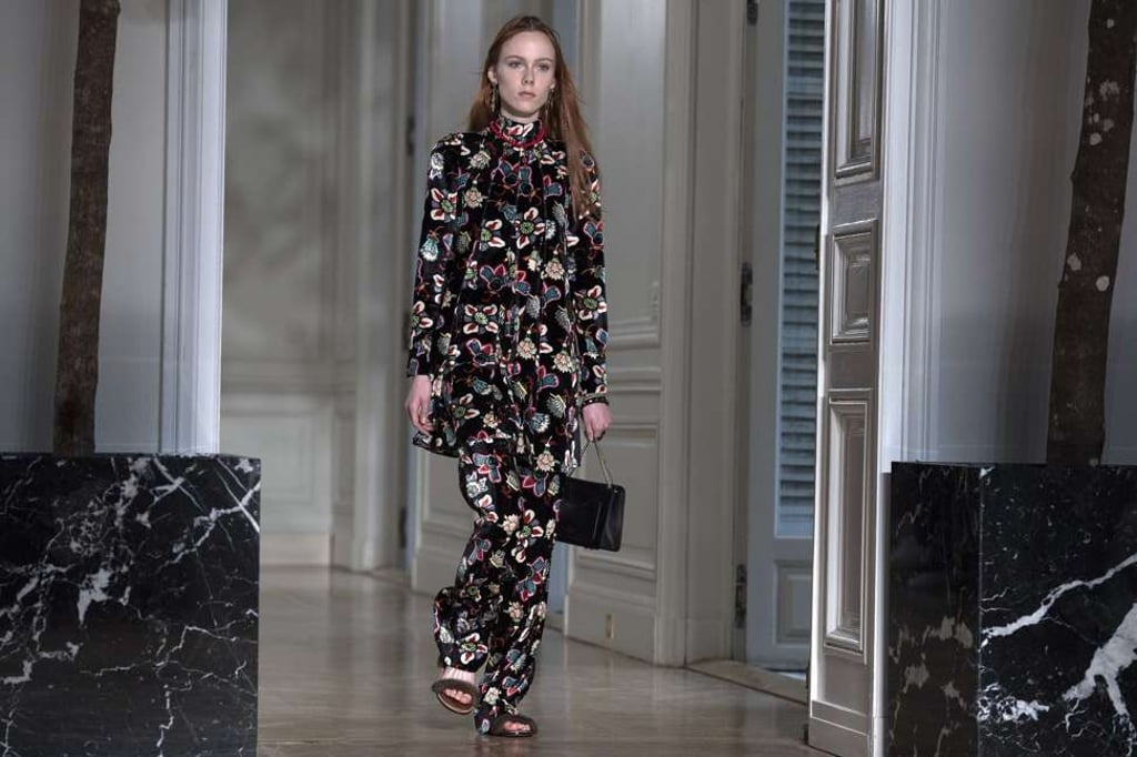 Valentino’s autumn-winter 2017 collection at Paris Fashion Week. Photo: EPA Valentino’s autumn-winter 2017 collection at Paris Fashion Week. Photo: EPA