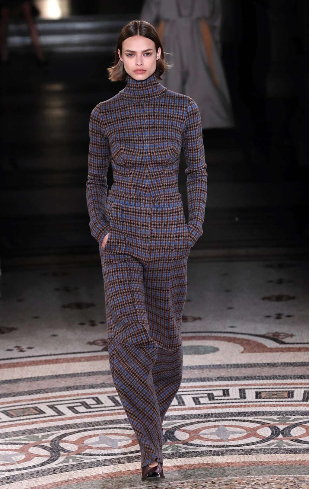 Stella McCartney sends message of faith and love at Paris Stella McCartney sends message of faith and love at Paris