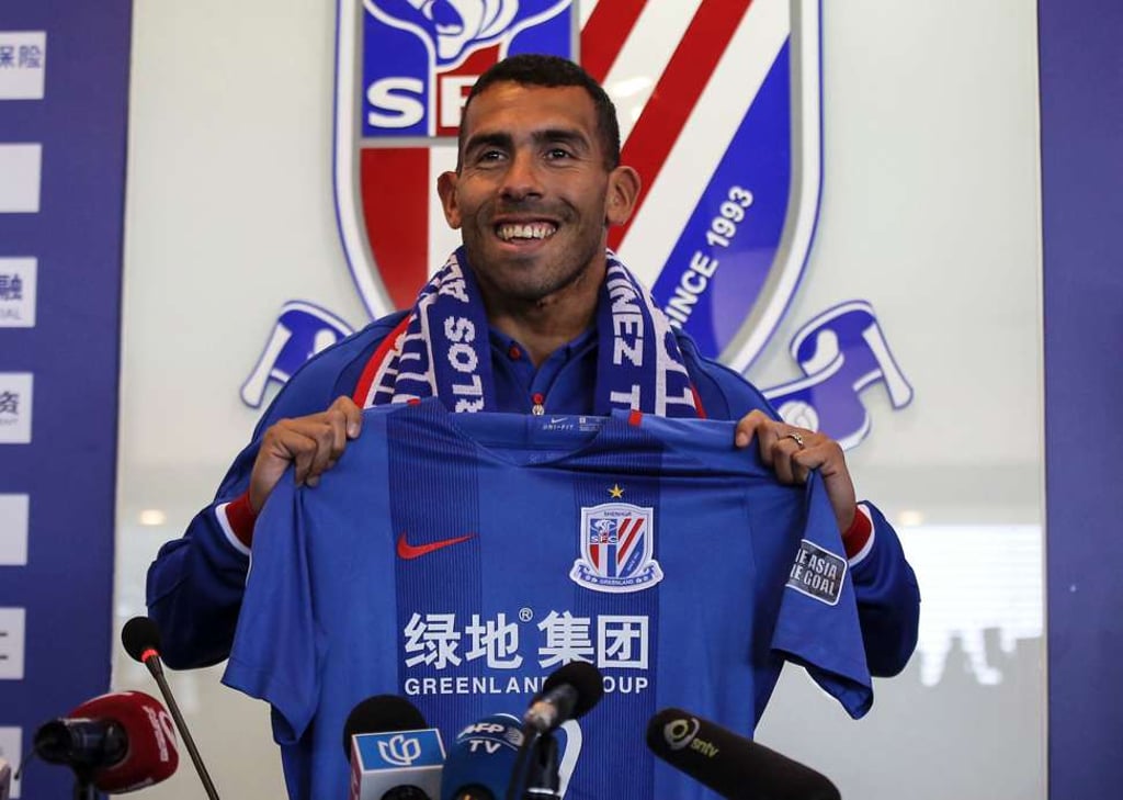 Carlos Tevez joined Shanghai Shenhua. Photo: AFP