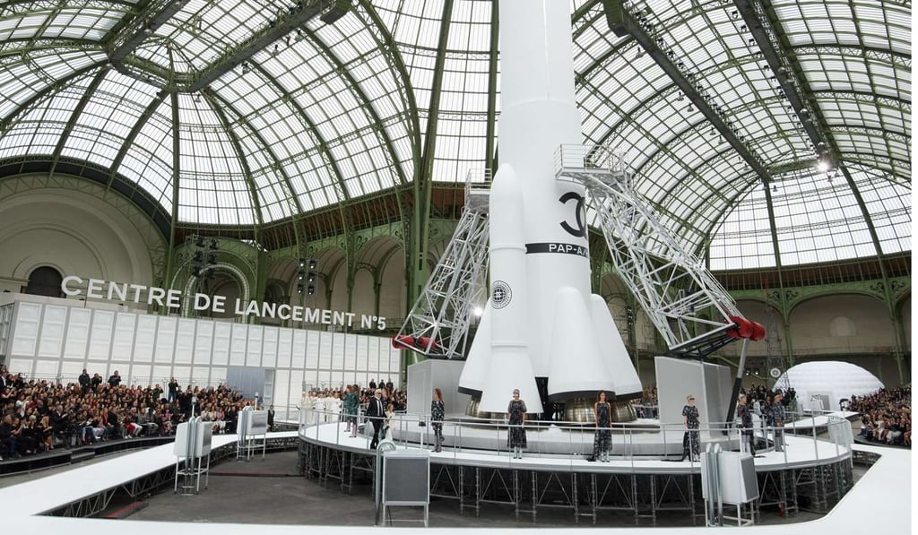 Chanel's autumn-winter 2017 collection at Paris Fashion Week Chanel's autumn-winter 2017 collection at Paris Fashion Week