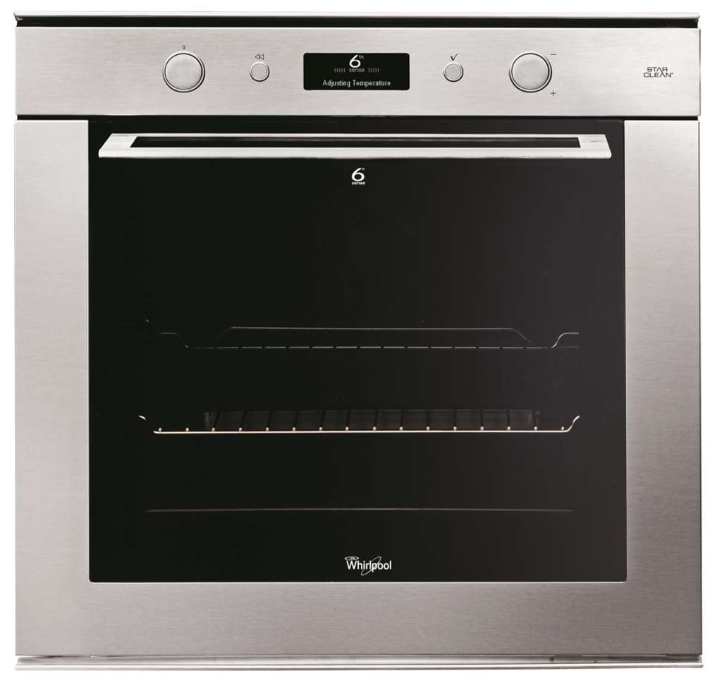 Whirlpool’s built-in oven Whirlpool’s built-in oven