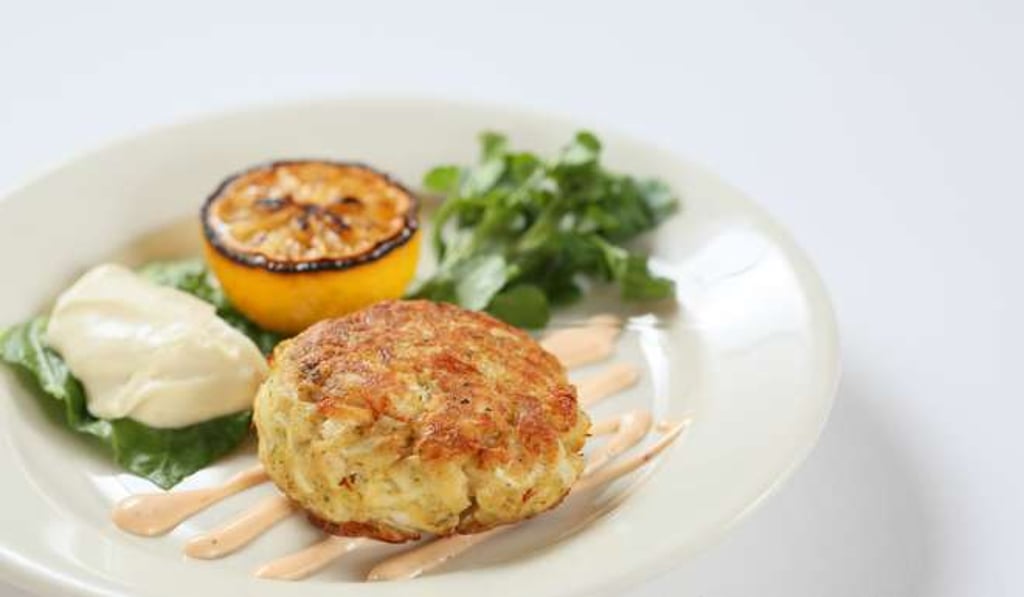 Jumbo lump crab cakes at Morton’s of Chicago