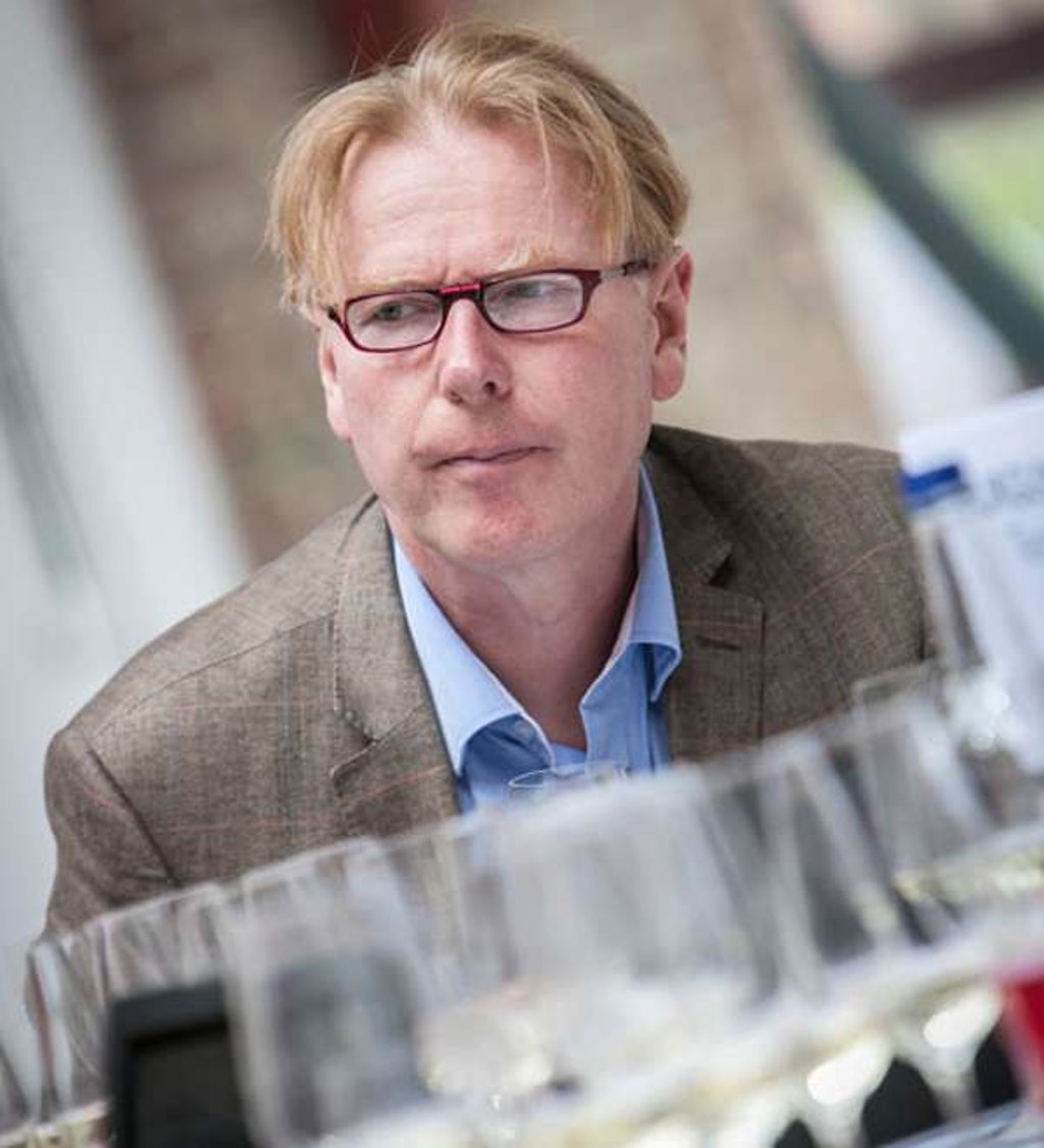 Jasper Morris. Jasper Morris.