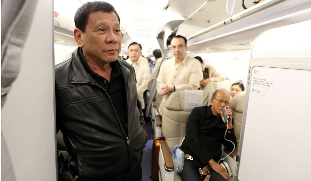 Philippine President Rodrigo Duterte preparing to leave his aeroplane in Bangkok, Thailand, on 20 March 2017. Photo: EPA Philippine President Rodrigo Duterte preparing to leave his aeroplane in Bangkok, Thailand, on 20 March 2017. Photo: EPA