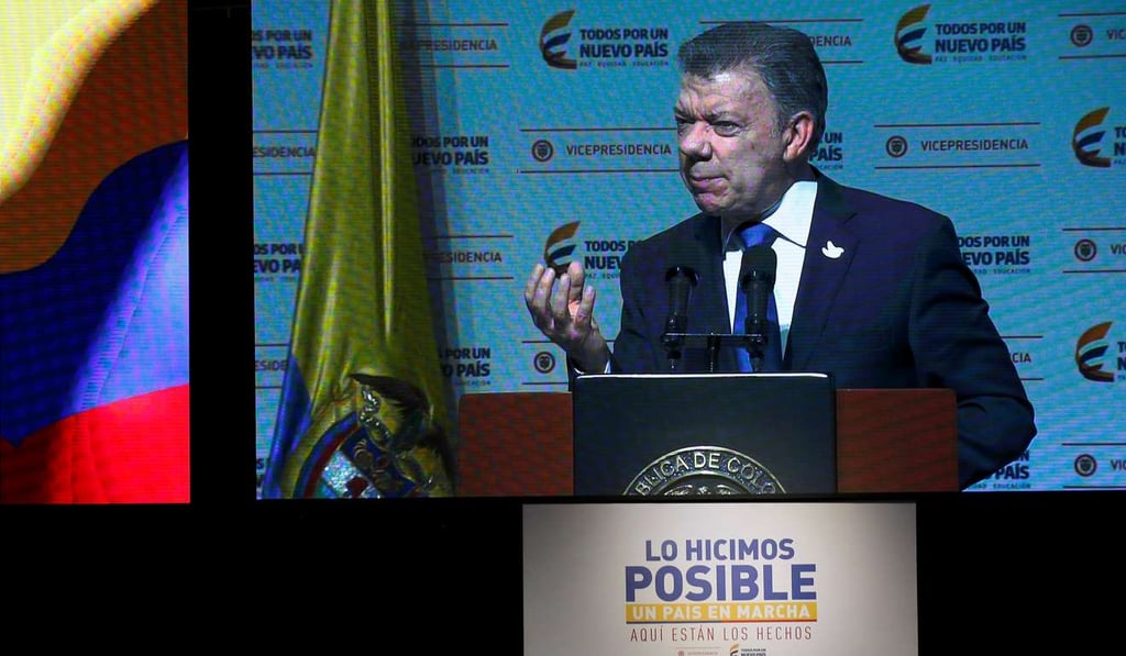 Colombia's President Juan Manuel Santos speaks at an event with Colombia's Vice President German Vargas Lleras as a border row with Venezuela flares. Photo: Reuters