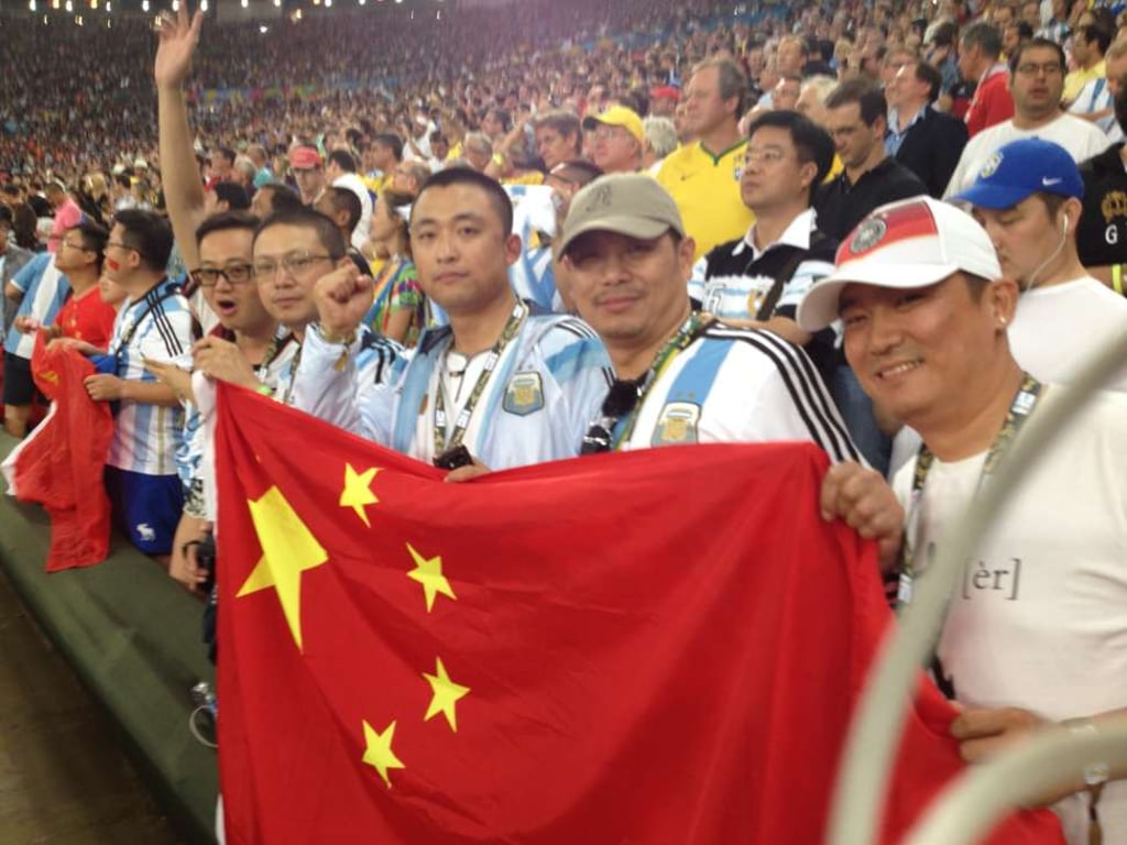 Chinese football fans enjoy the atmosphere in Brazil. Photo: Shankai Sports Chinese football fans enjoy the atmosphere in Brazil. Photo: Shankai Sports