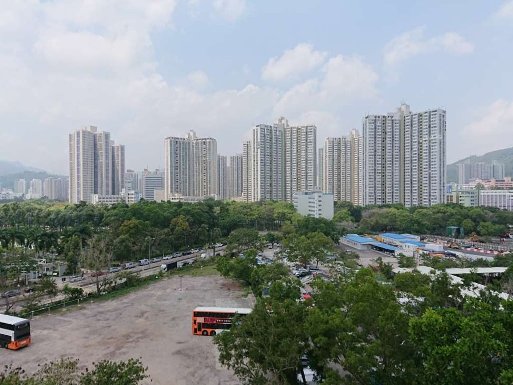 A photo taken with the Sony Xperia XZs from the same position and at the same time as those shot with the Huawei P10 and the LG G6. Note that the Sony’s camera lens has a slightly wider angle. Antony Dickson