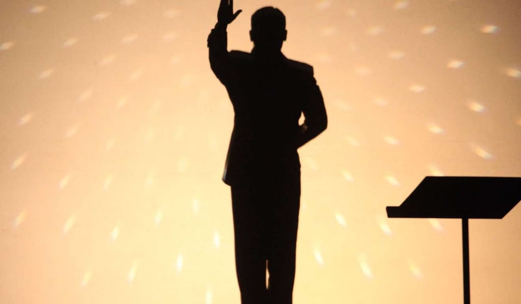 The shadow of Zhou Libo, a stand-up comedian, is seen at the start of Zhou's performance in Yixing City, east China's Jiangsu Province in 2010. He is facing gun and drug charges in the US. Photo: Xinhua
