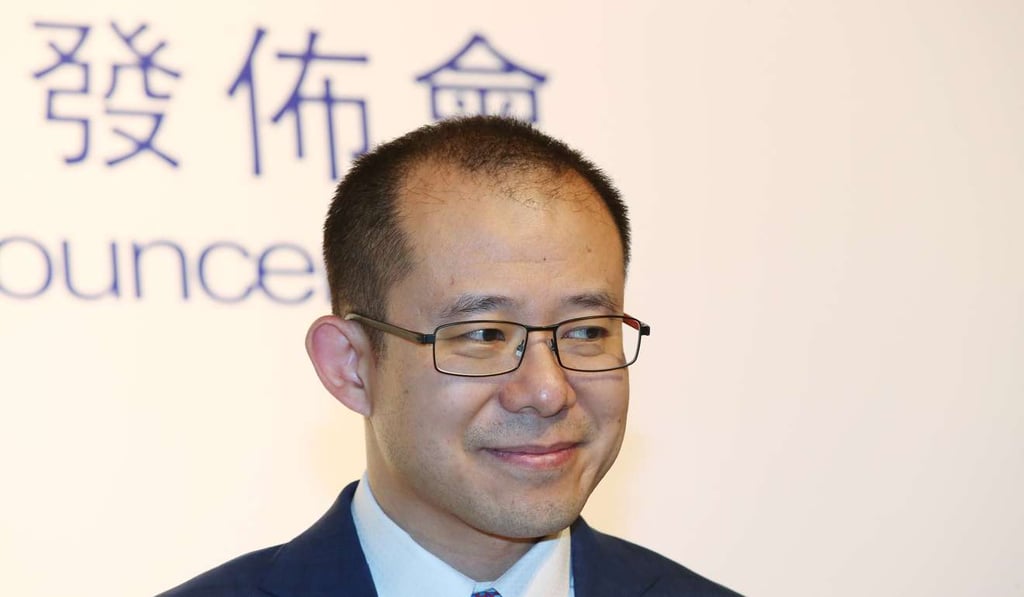 Tencent executive director Martin Lau Chi-ping sold 800,000 shares from April 3 to 5. Photo: David Wong