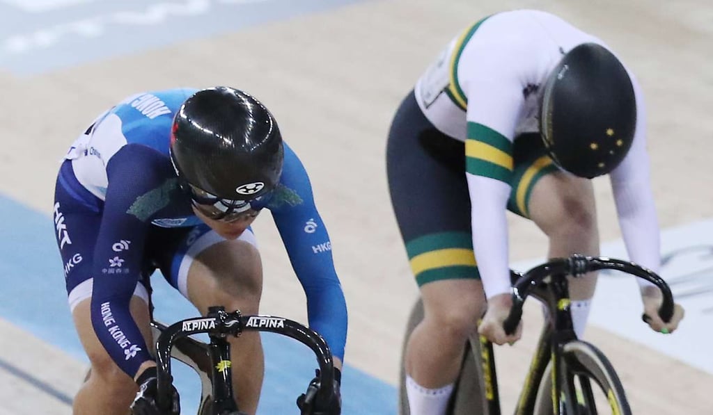 Sarah Lee gets the better of Kaarle McCulloch. Photo: Edward Wong