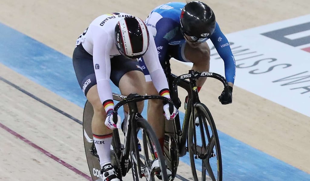 Germany’s Kristina Vogel edges Hong Kong's Sarah Lee in the semi-finals of the sprint. Photo: Edward Wong