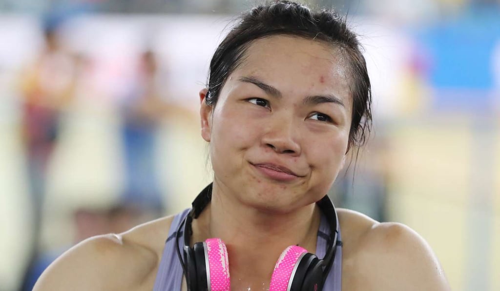 Hong Kong's Sarah Lee tries to put her disappointment behind her on Saturday night. Photo: Edward Wong