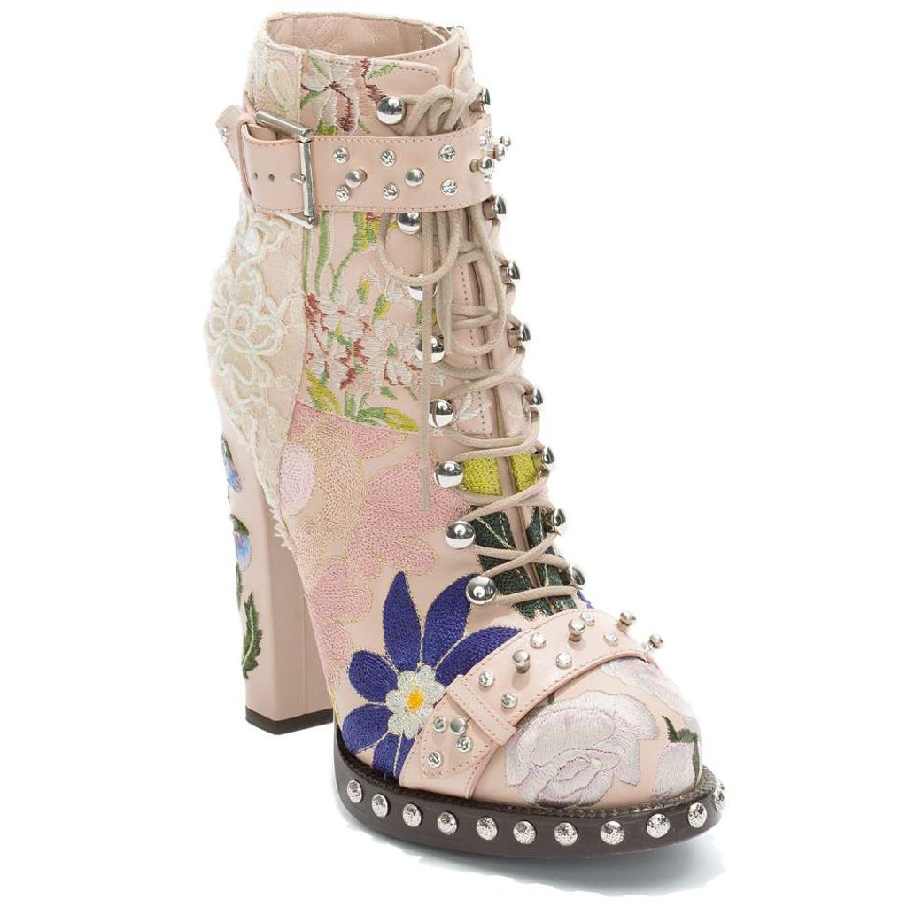 This high-heel ankle boot evokes the freshness of spring with patchwork floral embroidery, complemented with edgy hobnail accents, HK$26,400