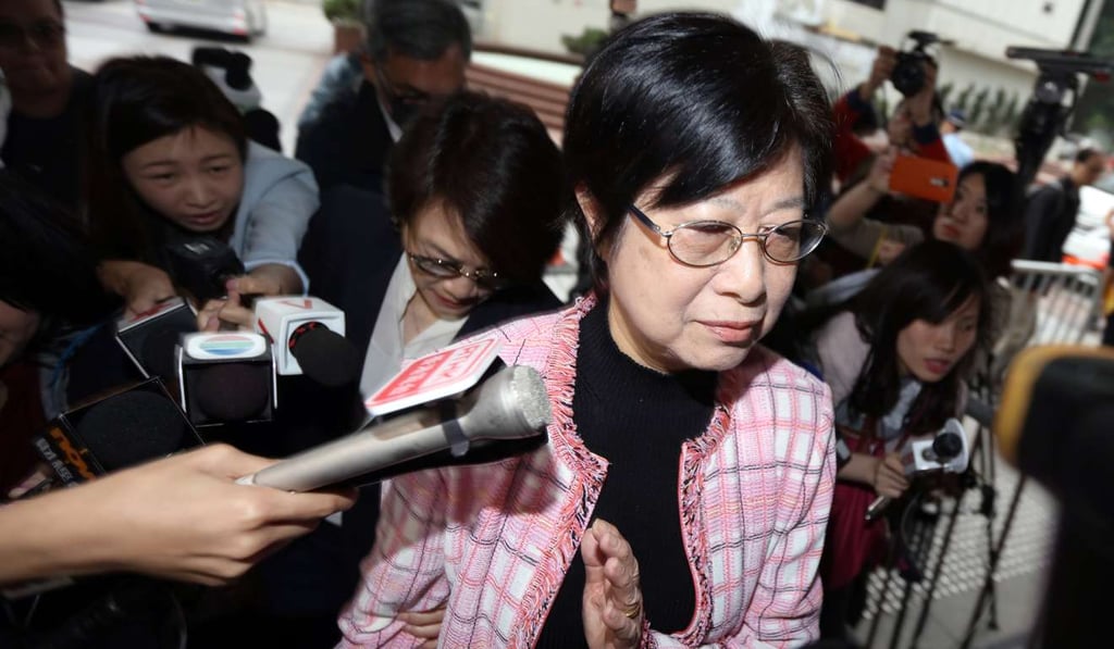 Selina Tsang thanked supporters before the hearing. Photo: Felix Wong