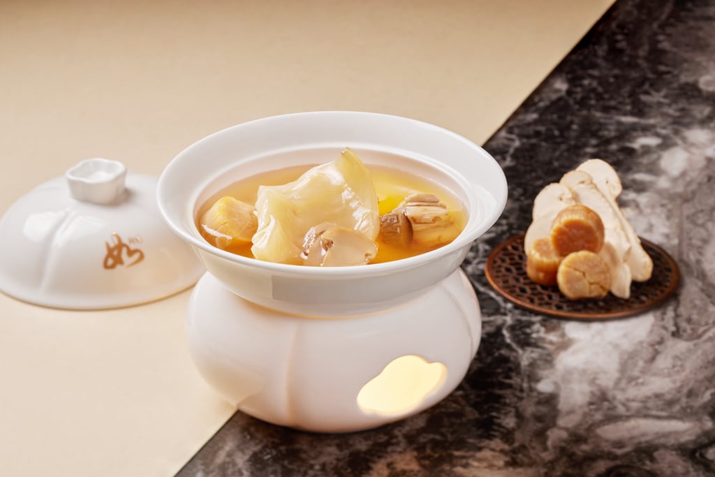 Savour the Chef Simon Wong’s double-boiled fish maw soup, infused with the delicate flavours of matsutake, conch and conpoy – a harmonious balance of taste and nourishment from the Tasting Gourmet Menu.
