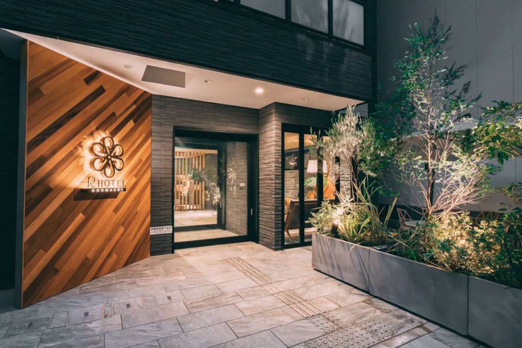 R Hotel Honmachi