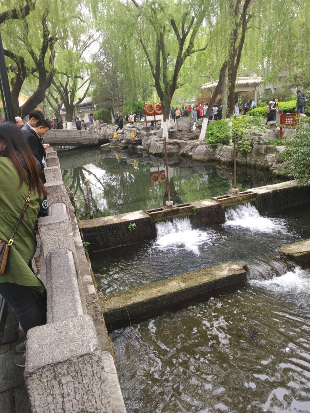 The Baotu Spring Park in Jinan, Shandong province, eastern China, is packed with tourists. Photo: Shutterstock