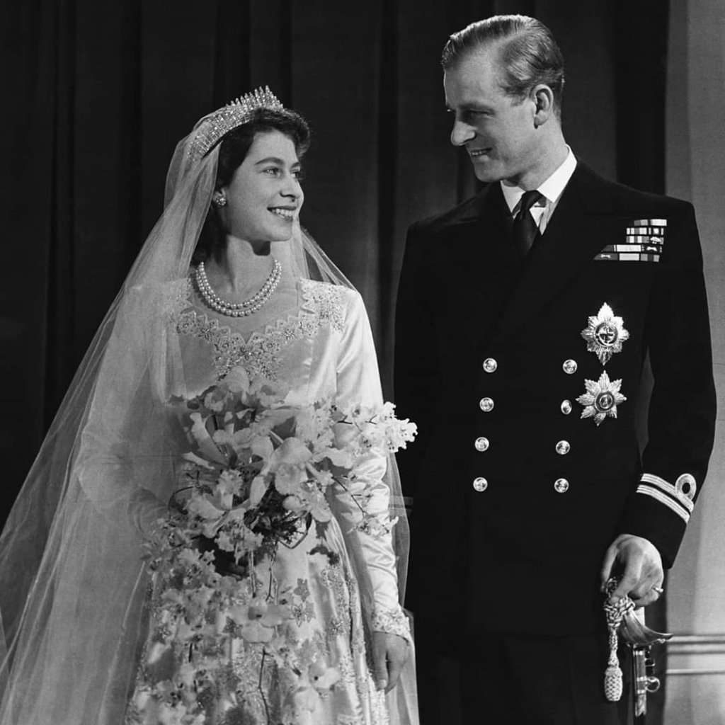 Queen Elizabeth and Prince Philip on their wedding day in 1947. Photo: @culturedessert/Instagram