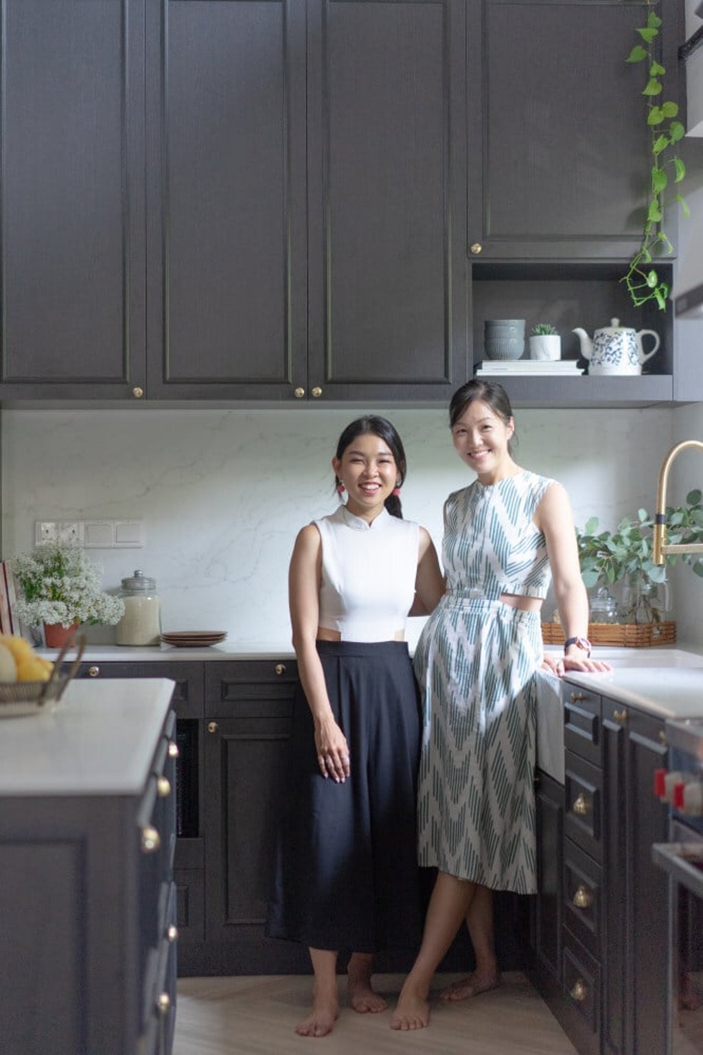 Interior stylist Priscilla Tan (left) with fashion designer Ee-ling Fock. Photo: Joy de Vi
