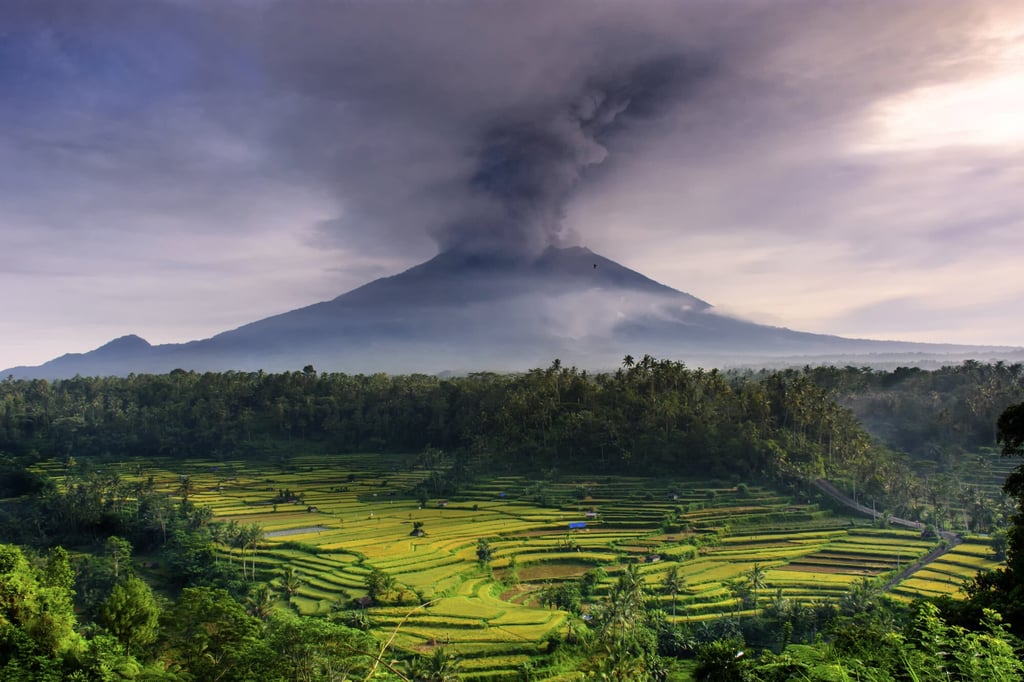 Mount Agung erupted five times in 2017. Photo: Getty Images Mount Agung erupted five times in 2017. Photo: Getty Images