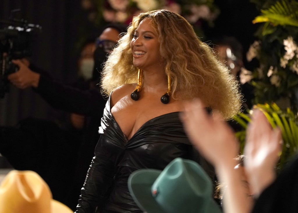 Beyoncé in Schiaparelli Haute Couture. Photo: AP