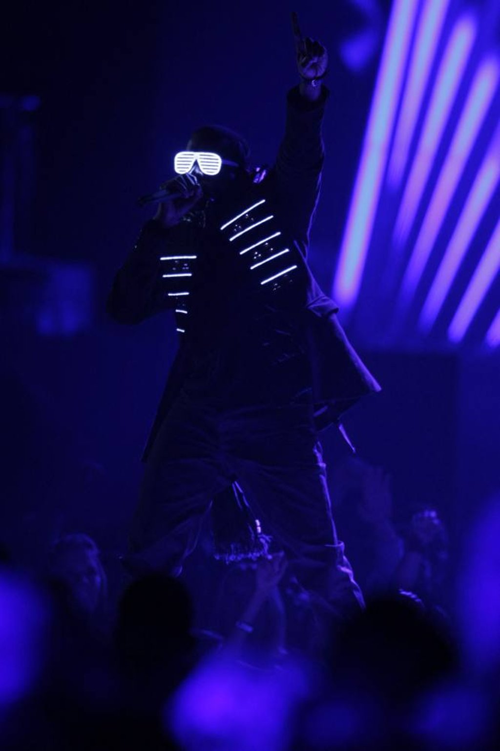 Kanye West and Gap have billion-dollar ambitions for Yeezy Kanye West and Gap have billion-dollar ambitions for Yeezy