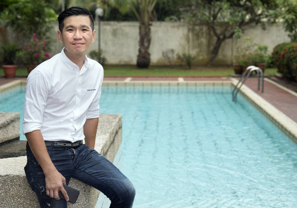 Steve Tay, senior associate vice-president of List Sotheby’s International Realty says that most PRs are attracted to the resort lifestyle of Sentosa Cove, as well as the prospect of having more living space, especially as more are choosing to work from home. Photo: EdgeProp Singapore Steve Tay, senior associate vice-president of List Sotheby’s International Realty says that most PRs are attracted to the resort lifestyle of Sentosa Cove, as well as the prospect of having more living space, especially as more are choosing to work from home. Photo: EdgeProp Singapore