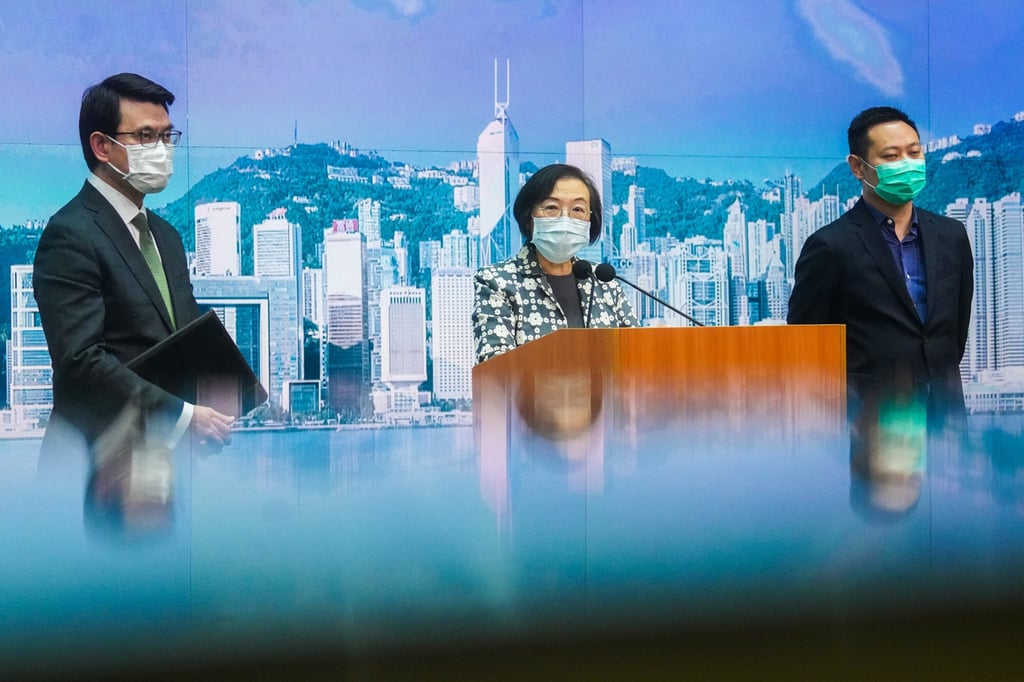 Health minister Sophia Chan announces the lifting of a travel ban for Hong Kong residents stuck in Britain on Monday. Photo: Winson Wong