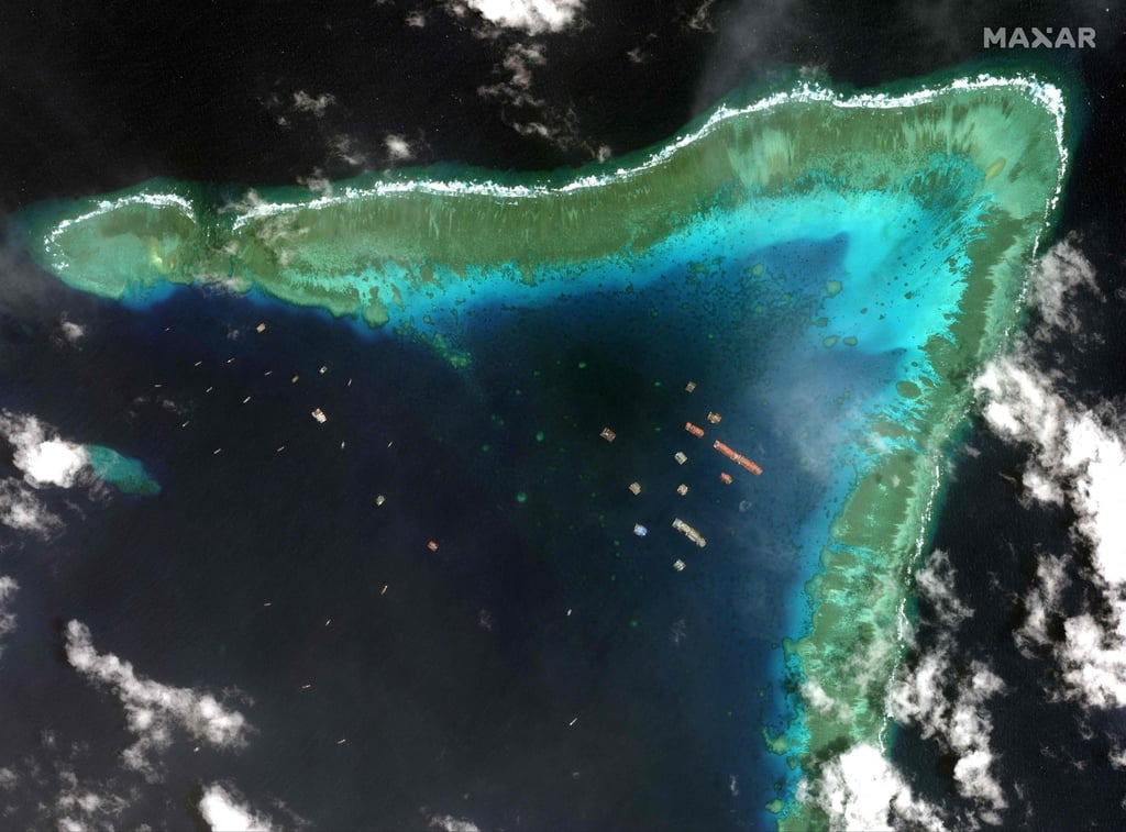 Satellite imagery taken on March 23 shows Chinese vessels anchored at Whitsun Reef. Photo: Handout / Satellite image 2021 Maxar Technologies / AFP Satellite imagery taken on March 23 shows Chinese vessels anchored at Whitsun Reef. Photo: Handout / Satellite image 2021 Maxar Technologies / AFP