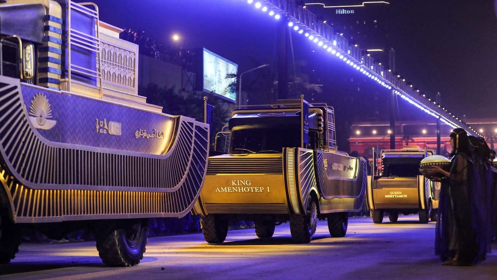 Carriages carrying royal mummies depart from the Egyptian Museum in Cairos on April 3, 2021. Photo: AFP Carriages carrying royal mummies depart from the Egyptian Museum in Cairos on April 3, 2021. Photo: AFP