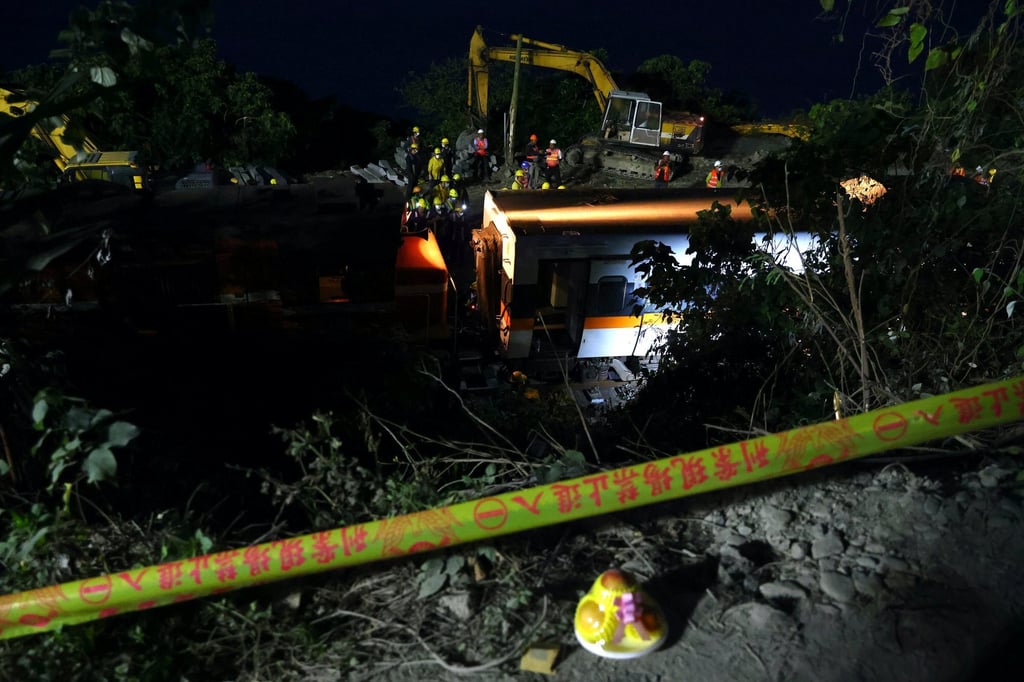 A damaged train carriage is seen at the site of the deadly train derailment at a tunnel, north of Hualien, Taiwan, on April 4, 2021. Photo: Reuters A damaged train carriage is seen at the site of the deadly train derailment at a tunnel, north of Hualien, Taiwan, on April 4, 2021. Photo: Reuters