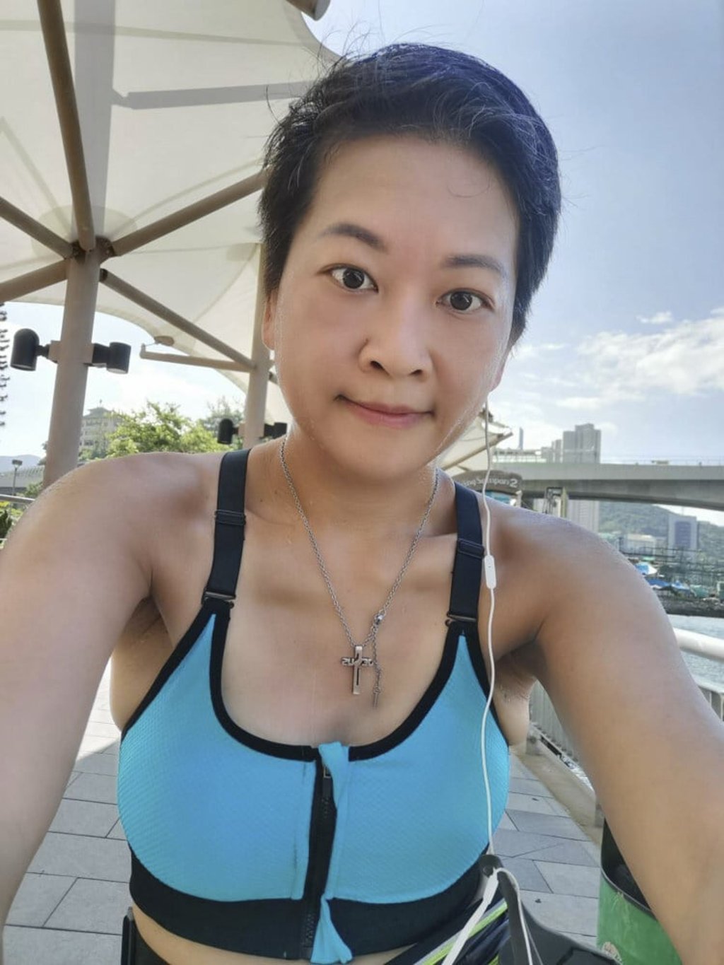 Lee recognised the need to get fit, so she started running, and has slowly built up her stamina. Photo: courtesy of Candy Lee Lee recognised the need to get fit, so she started running, and has slowly built up her stamina. Photo: courtesy of Candy Lee