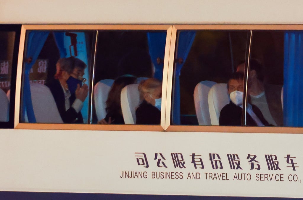 A vehicle with John Kerry on board arrives at a state guest hotel in Shanghai. Photo: Reuters A vehicle with John Kerry on board arrives at a state guest hotel in Shanghai. Photo: Reuters
