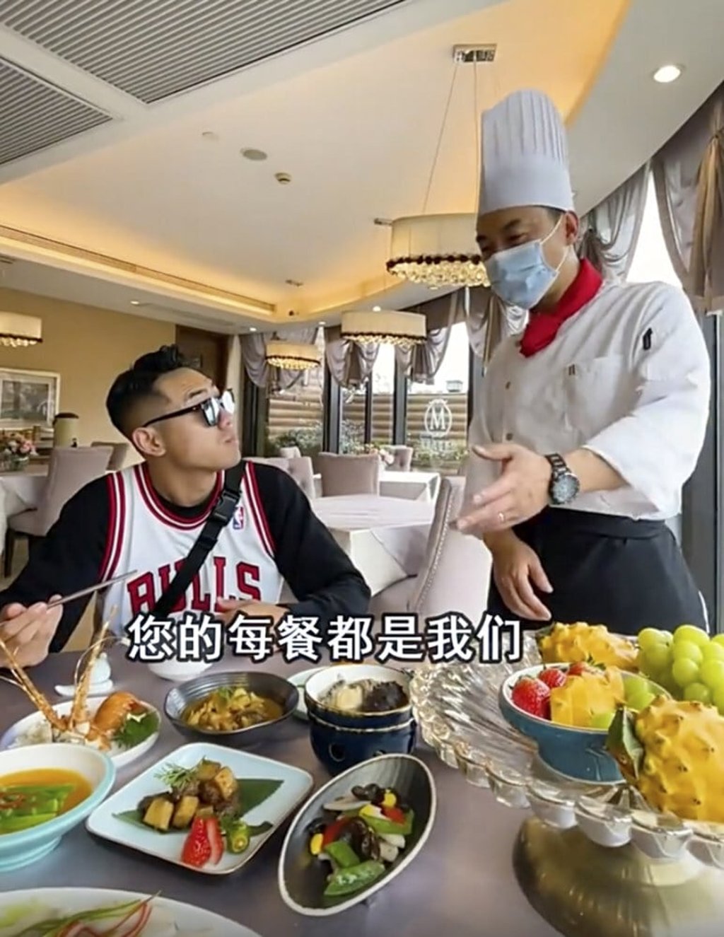 Xiaoyu tucks in at an overpriced postpartum centre. Photo: hupu.com