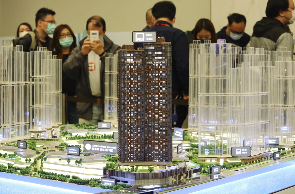 The average size of new private flats has been on a downward trend since 2010, according to the think tank. Photo: Dickson Lee