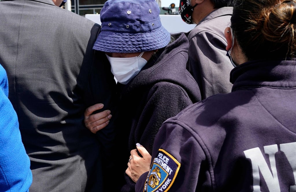 Baozhen Chen, the wife of 61-year old Yao Pan Ma who was attacked in New York. Photo: AFP Baozhen Chen, the wife of 61-year old Yao Pan Ma who was attacked in New York. Photo: AFP