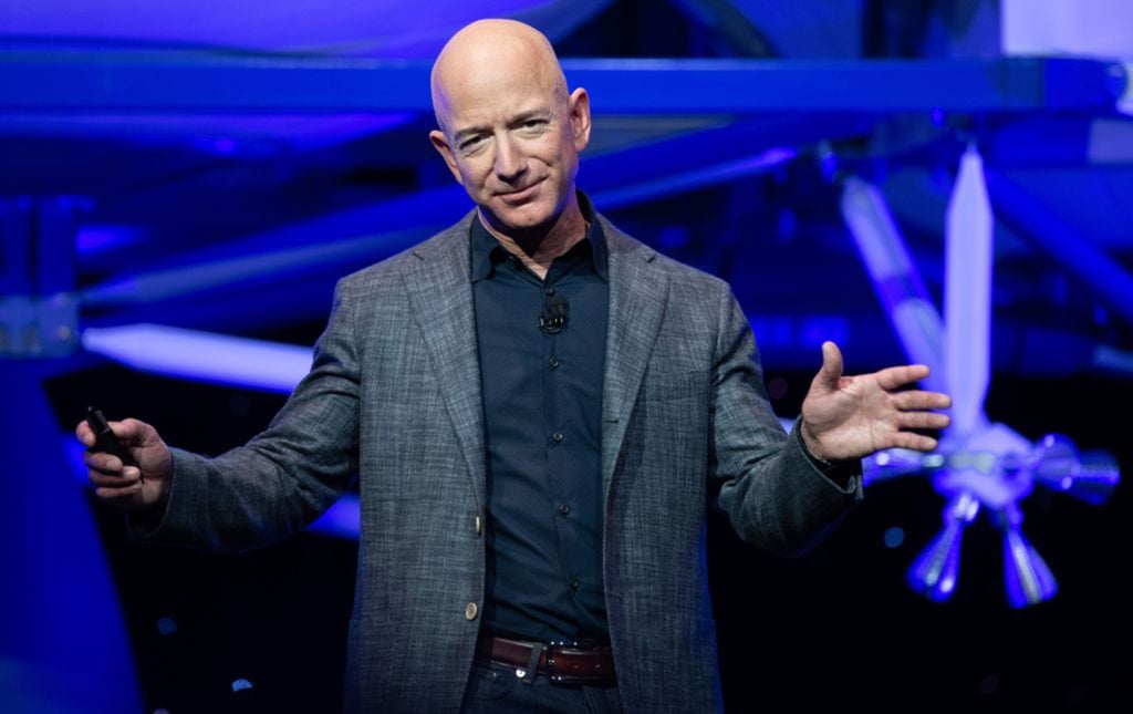 Jeff Bezos announces Blue Moon, a lunar landing vehicle for the Moon, during a Blue Origin event in Washington, US, on May 9, 2019. Photo: AFP