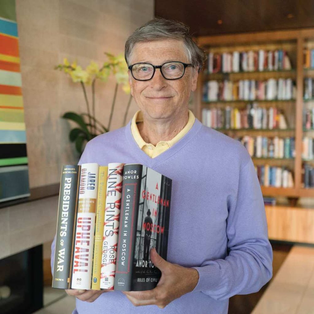 Bill Gates might have more time alone to read, following the announcement of his divorce. Photo: @thisisbillgates/Instagram