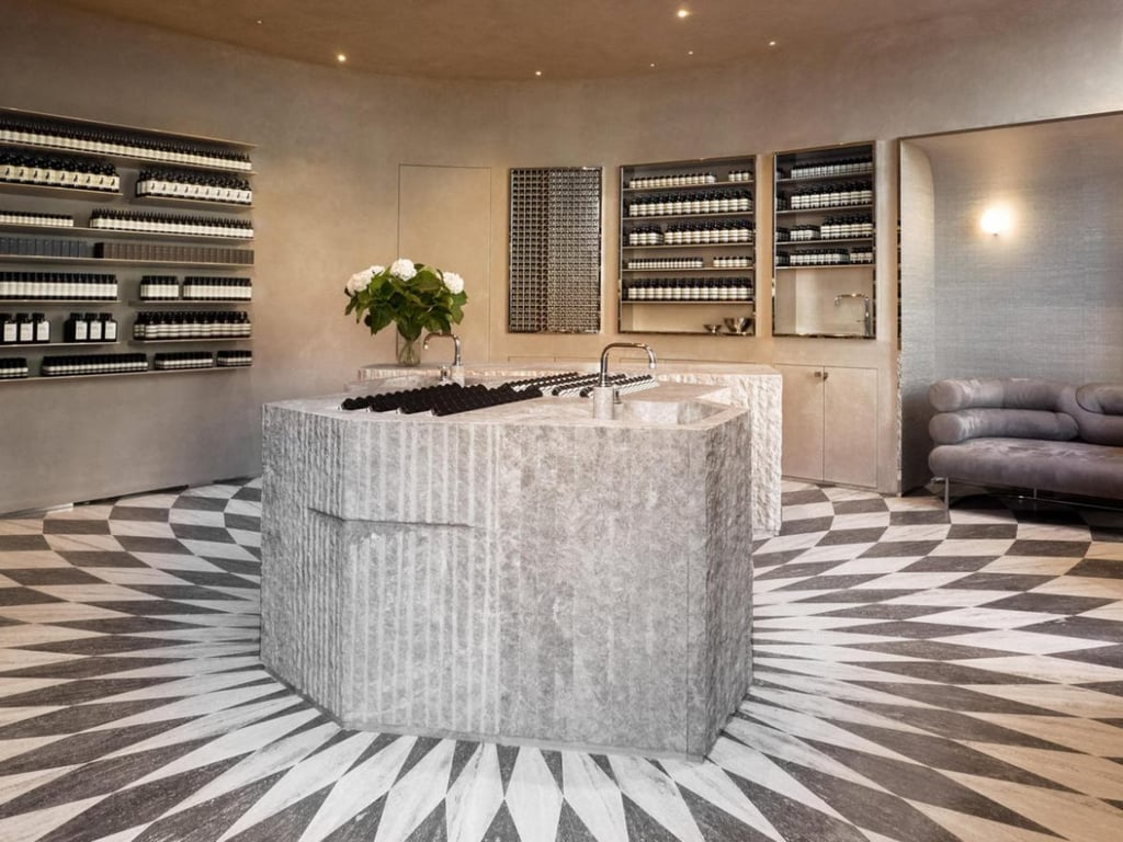 How to be visually stunning and deeply relaxing at the same time: the Aesop store in London. Photo: Luxurylaunches How to be visually stunning and deeply relaxing at the same time: the Aesop store in London. Photo: Luxurylaunches