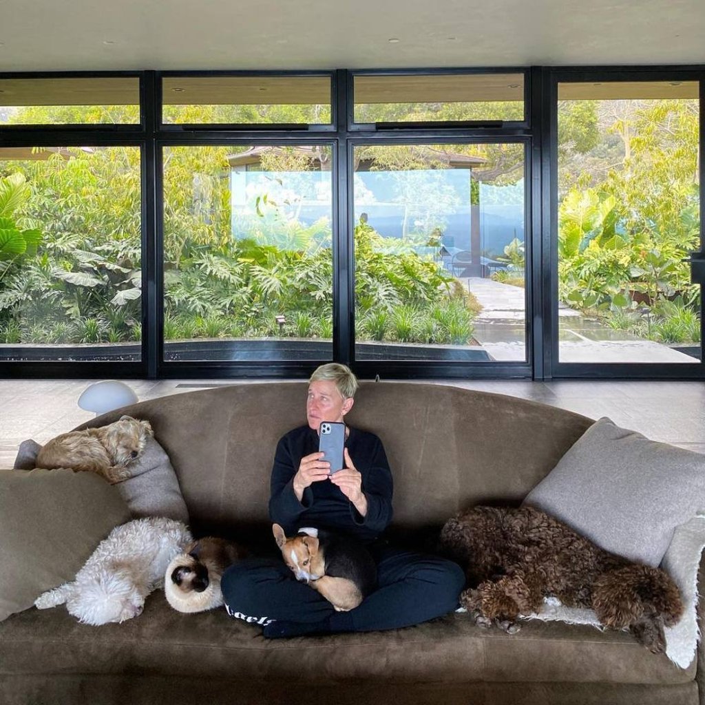 Ellen DeGeneres in her luxury property. Photo: @portiaderossi/Instagram Ellen DeGeneres in her luxury property. Photo: @portiaderossi/Instagram
